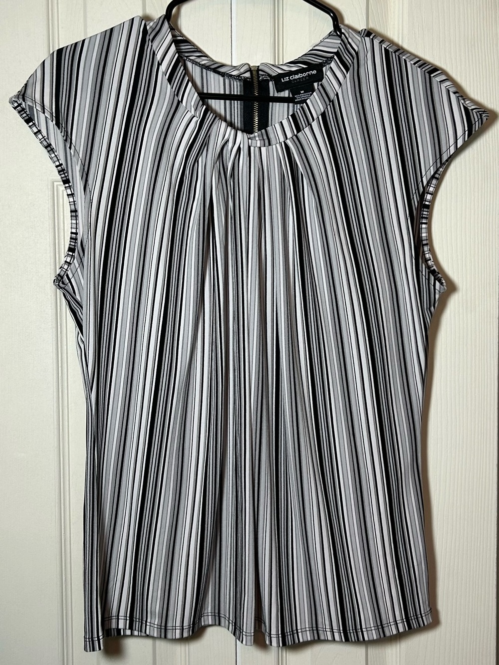 Liz Claiborne Career Women's Black and White Striped Blouse, Gold Zipper, Size M